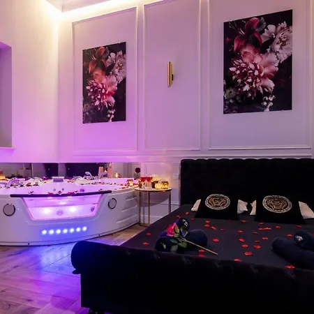 Vistula Boulevards Jacuzzi Апартаменты *