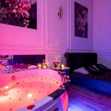 아파트 Vistula Boulevards Jacuzzi 크라쿠프